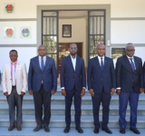 Ministro da Defesa Nacional reúne-se com Alto Comissário da Tanzânia e Embaixadora de Moçambique em Vietname